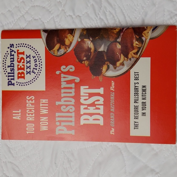 • Pillsbury's 1953 Cook Book with Red and Yellow Cover, Vintage - Picture 2 of 7